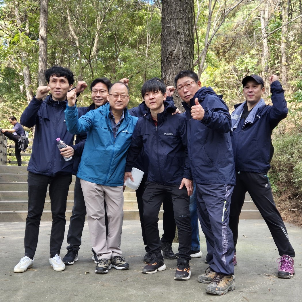금형부.jpg